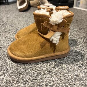Koolaburra Tan Kids Boots with Bow Detail